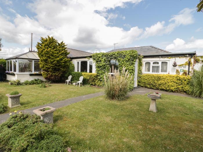 Beach Bungalow, Wales