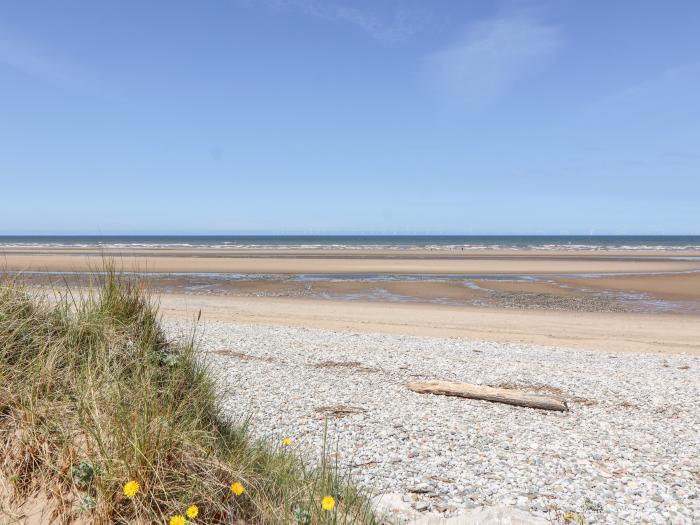 Beach Bungalow, Wales