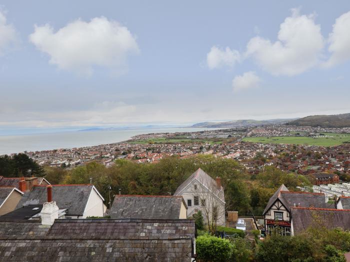 Craiglwyd Bach, Wales