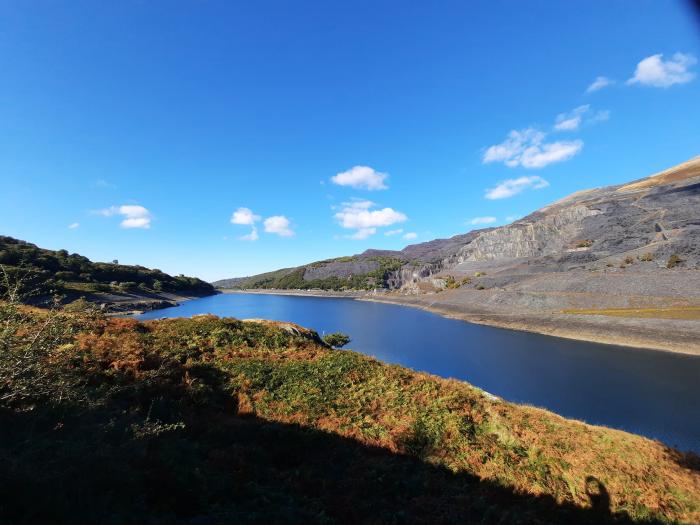 Halford Hill, Wales