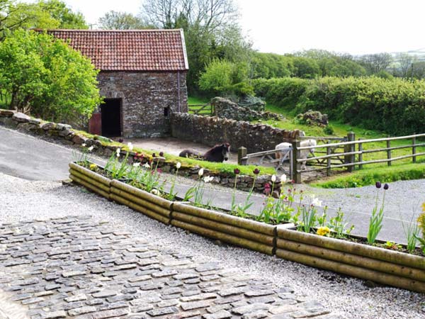 Virvale Barn, Devon