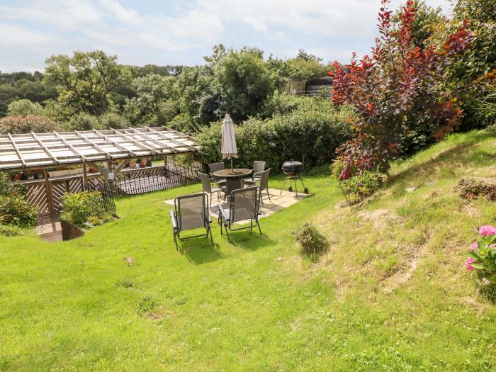 Ffynnonlwyd Cottage, Wales