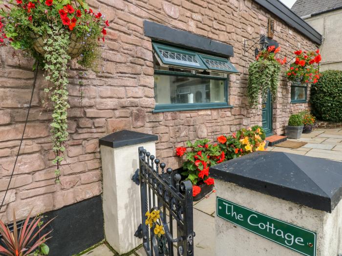 Ffynnonlwyd Cottage, Wales