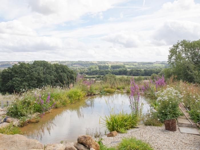 Beautiful Cotswold View, Bourton-On-The-Water