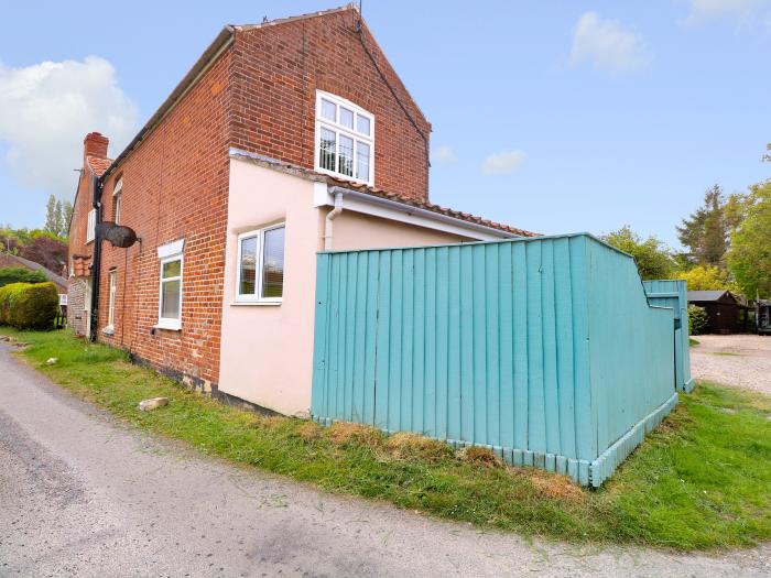 2 Lock Cottages, East Anglia