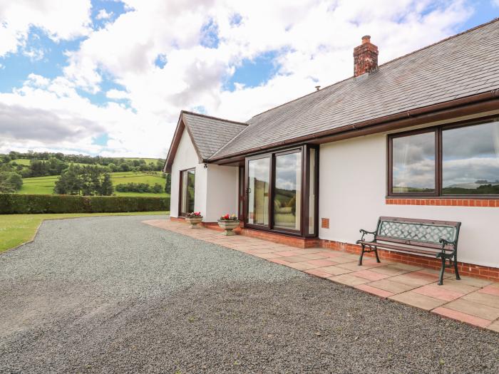 Drainbyrion Farm House, Wales