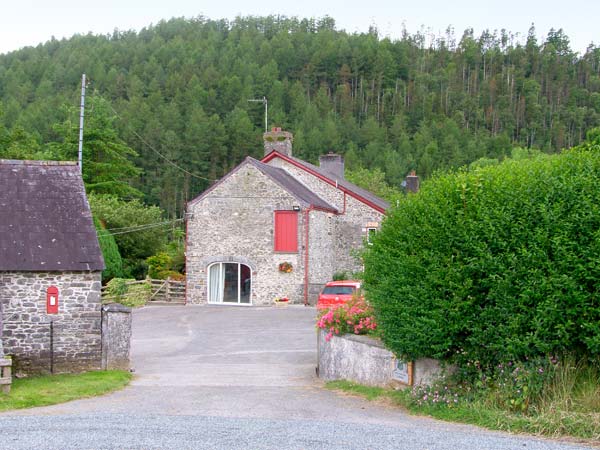 Crud-y-Barcud, Wales