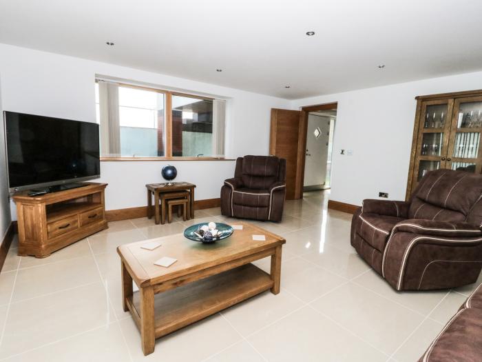 Beach House Apartment, Benllech