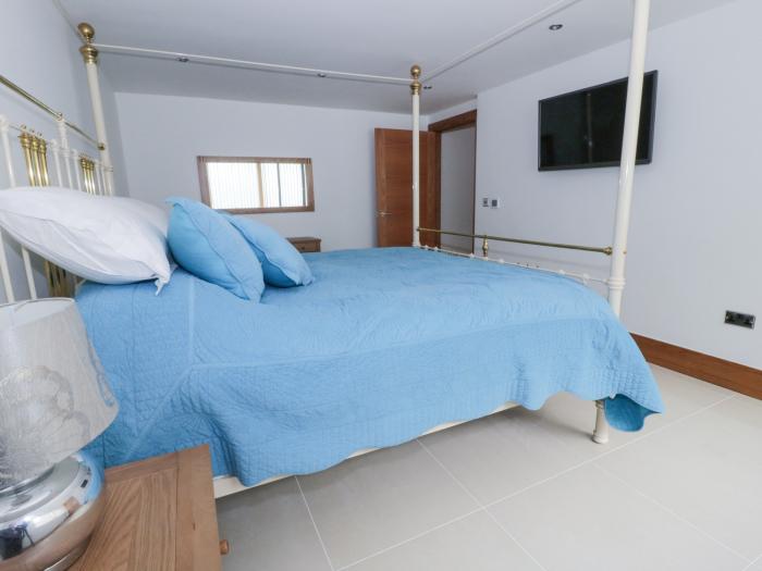 Beach House Apartment, Benllech