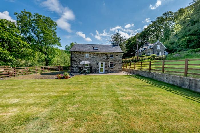 Cwmdu Cottage, Wales