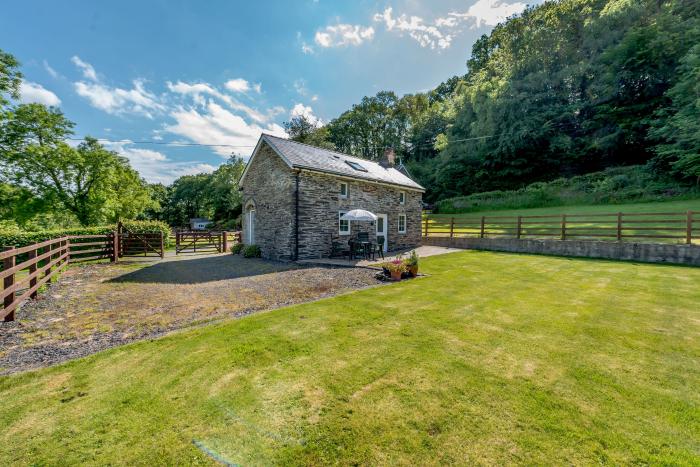 Cwmdu Cottage, Wales