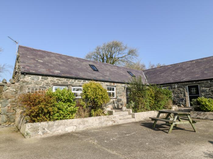 Bwthyn yr Helyg (Willow Cottage), Pwllheli, Gwynedd