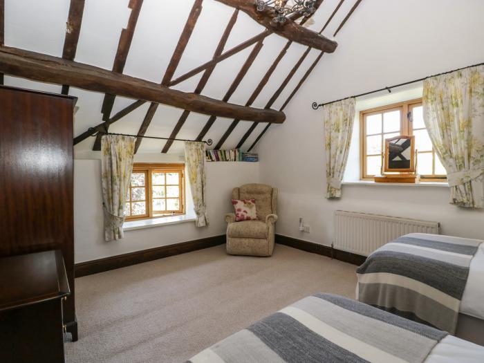 Lower Court Byre, Shropshire