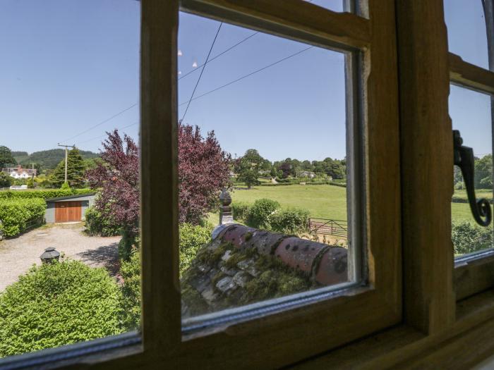 Lower Court Byre, Shropshire