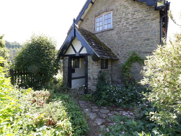 Lower Court Byre, Shropshire