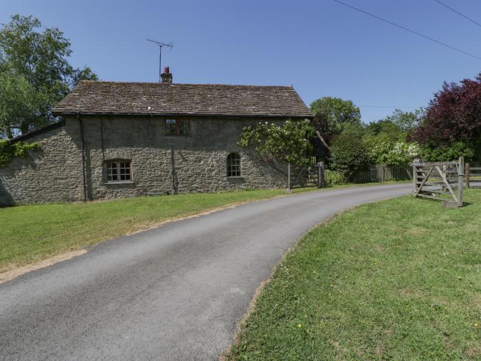 Lower Court Byre, Shropshire