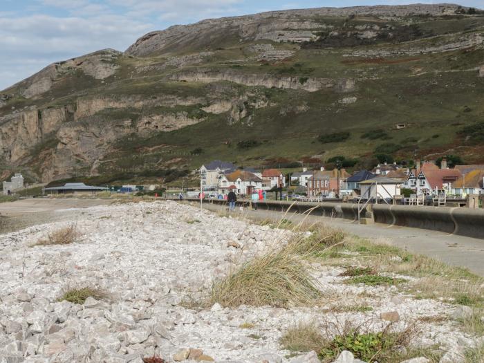 50A  Lloyd Street West, Llandudno, Wales, Close to a beach, is close to the Snowdonia National Park.