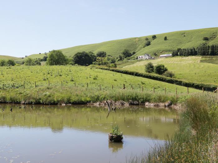 2 Beacon View Barn, Powys