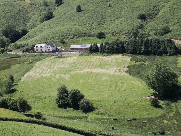 2 Beacon View Barn, Powys