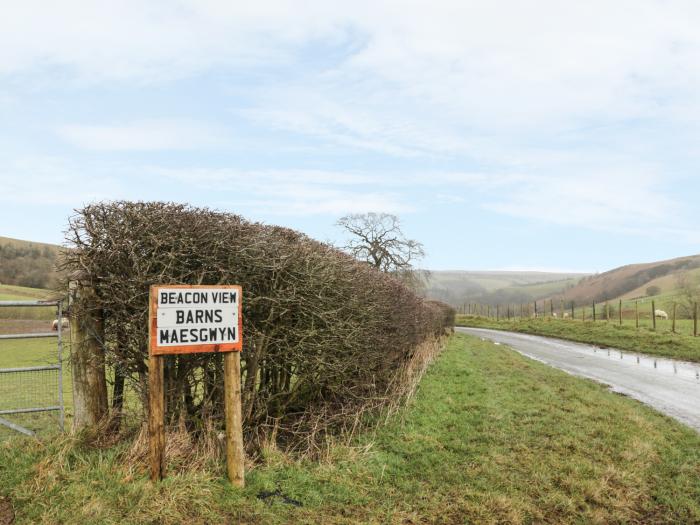 2 Beacon View Barn, Powys