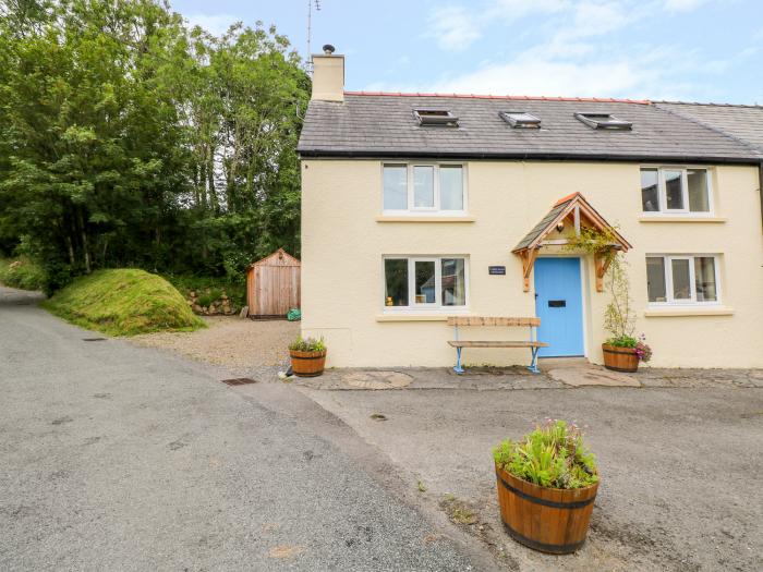 1 Mill Farm Cottages, Narberth, Pembrokeshire