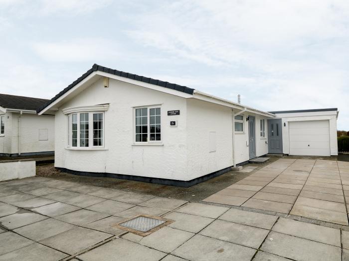 Lake View Cottage, Rhosneigr, Isle Of Anglesey