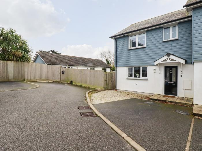 4 Trevanson Mews, Cornwall