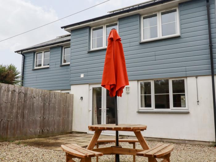 4 Trevanson Mews, Cornwall