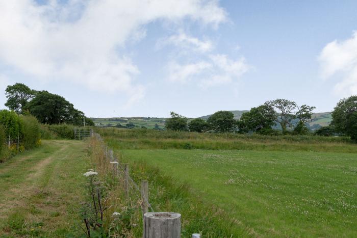 Ystabl - Stable, Wales