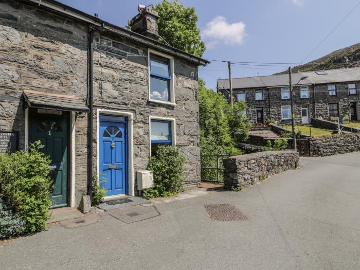 2 Waterloo Cottage, Blaenau Ffestiniog, Gwynedd