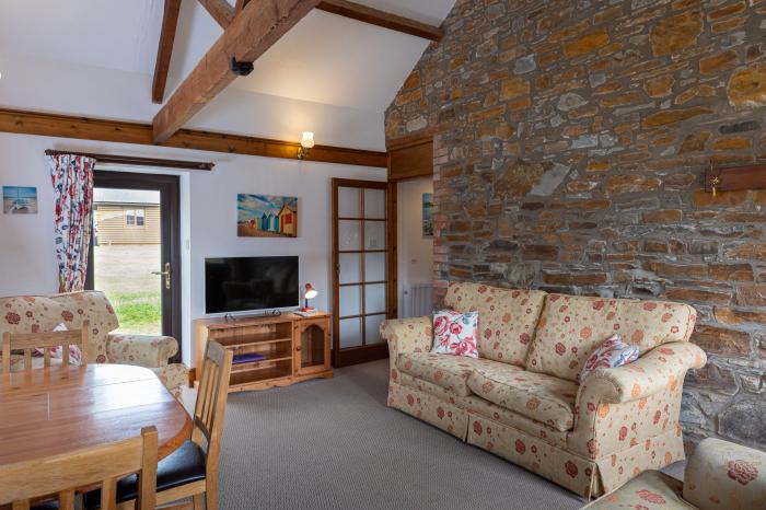 Halcyon Cottage near Torrington, Devon. In a rural location. Pet-friendly. Shared indoor heated pool