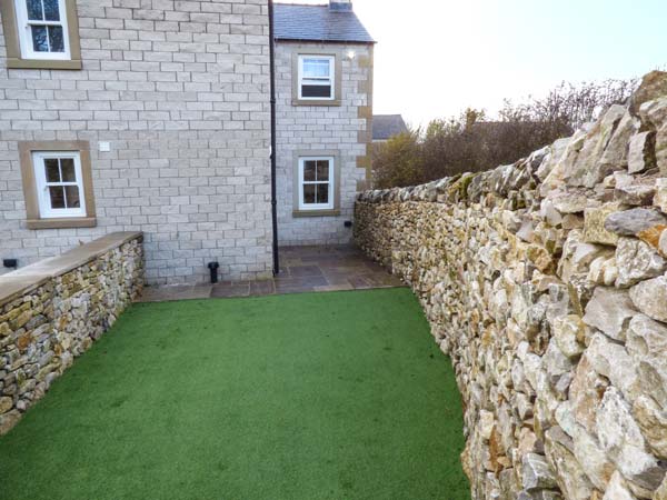 3 Primitive Croft, Peak District