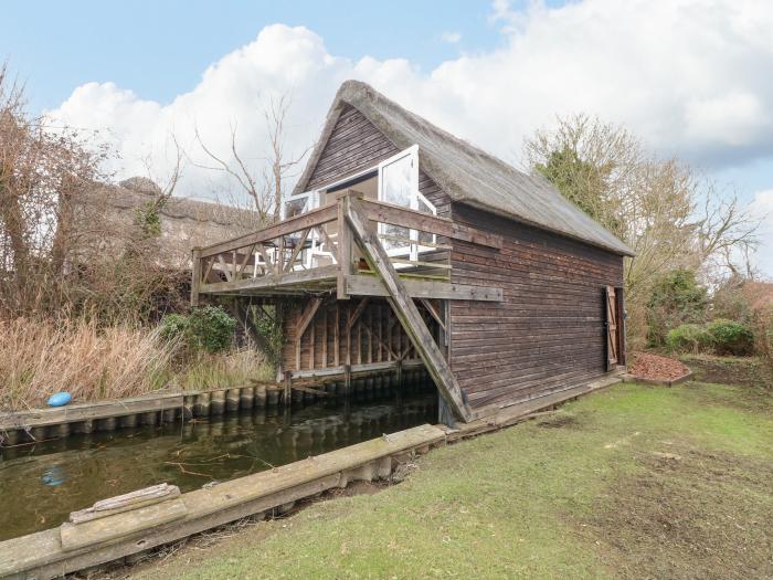 CYGNUS BOATHOUSE, England, East Anglia, Norfolk, South Walsham