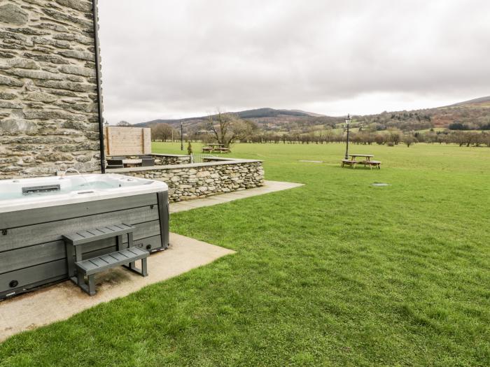 Hay Store, Corwen