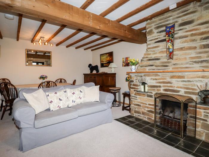 4 Mowhay Cottages, Cornwall