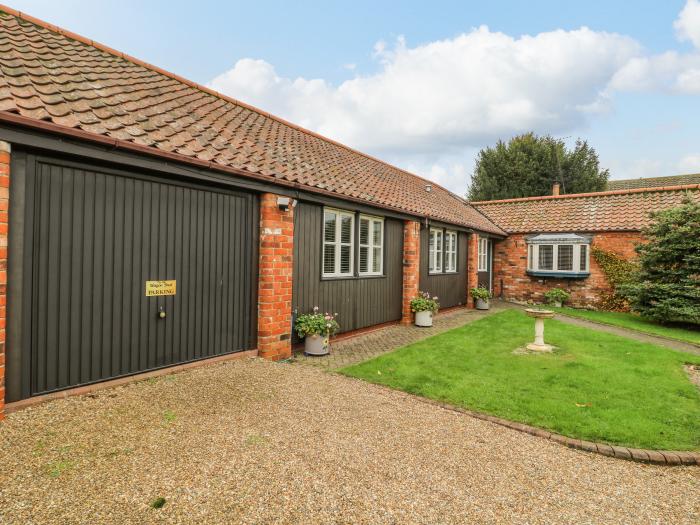 THE OLD WAGON SHED, England, Yorkshire, East Riding of Yorkshire, Leven