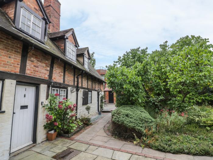 4 Masons Court, Stratford-upon-Avon.