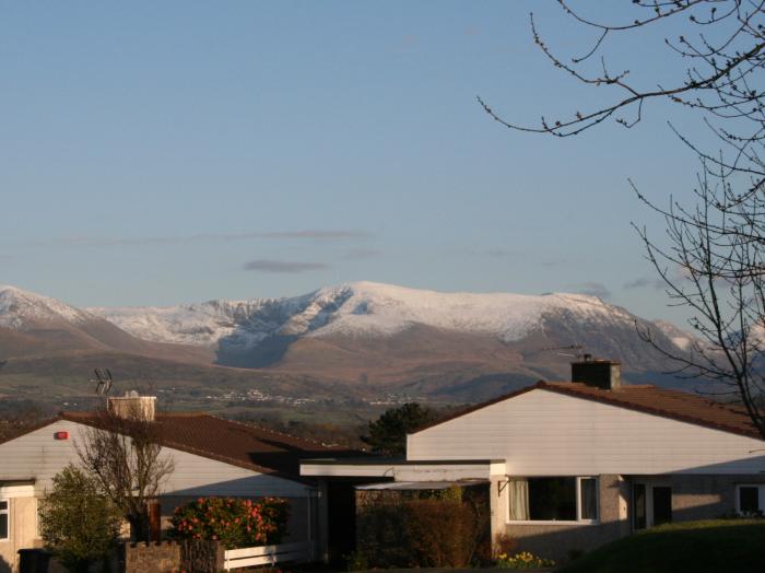 Anglesey White Haven, Menai Bridge