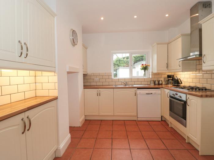 2 Moorlands, Minehead