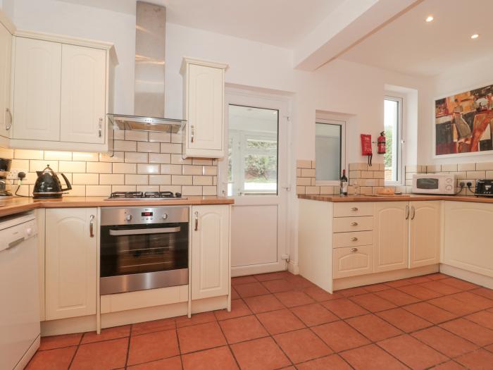 2 Moorlands, Minehead