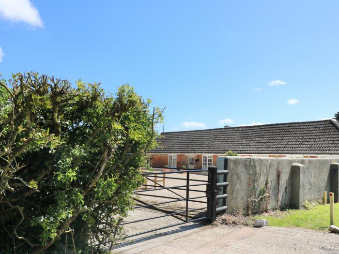 The Apple Shed, Motcombe