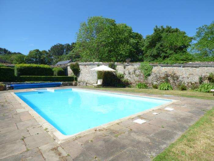 The Bullshed, Cornwall