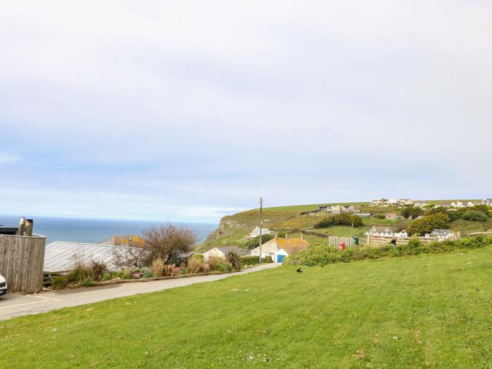 Trelawns, Mawgan Porth