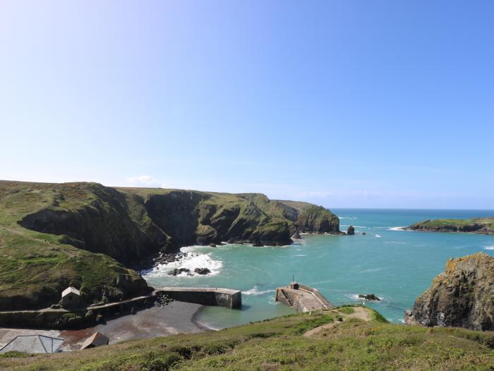 Cockle Island Cott, Cornwall