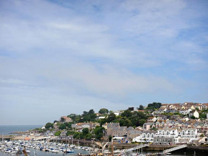 Blue Horizon, Devon