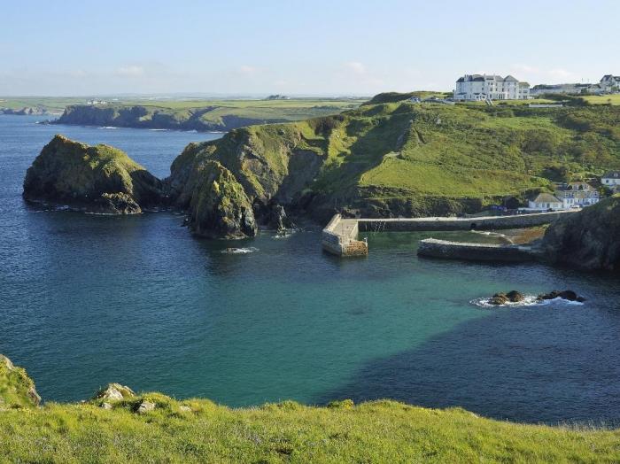 Ridgeback House, Cornwall