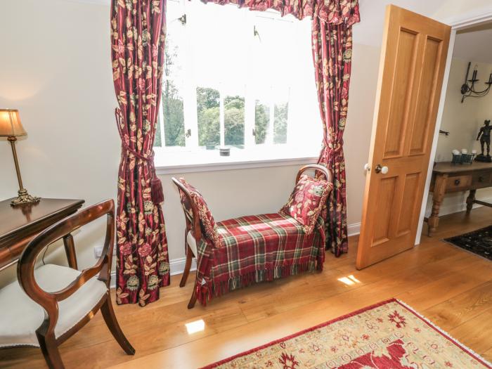 Bracken Holiday Cottage, Scotland