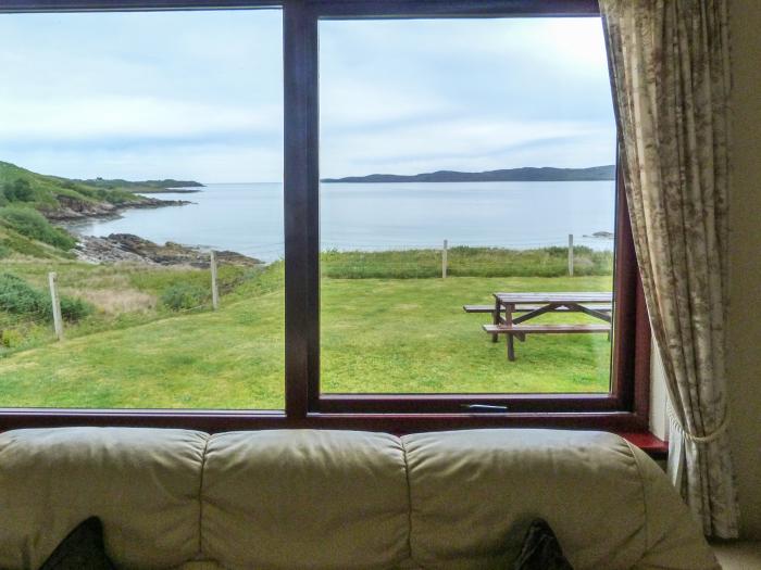 2 BAYVIEW BUNGALOW, Scotland, Scottish Highlands, Ross and Cromarty, Poolewe