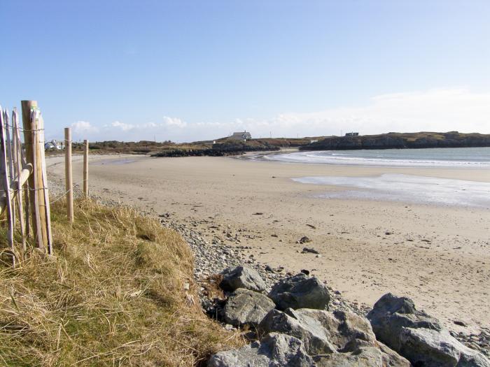 Dychwel Fan, Four Mile Bridge