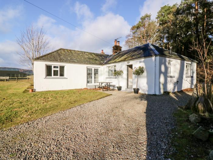 White Hillocks Cottage, Kirriemuir, Angus